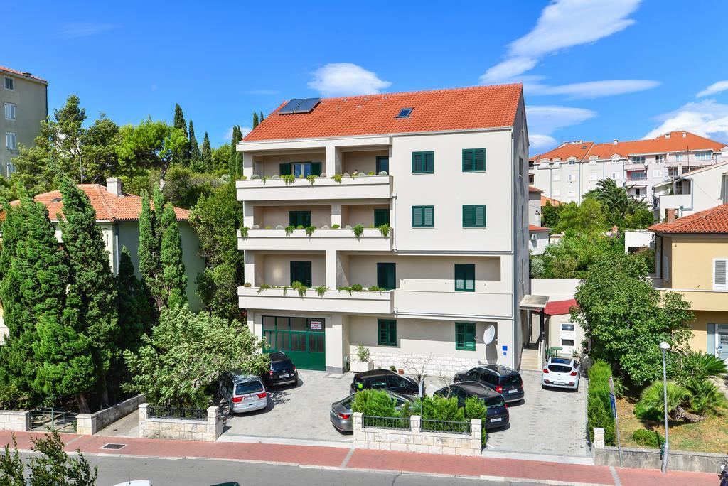 Apartments Elda Makarska Exterior photo